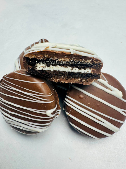 Dipped Oreo